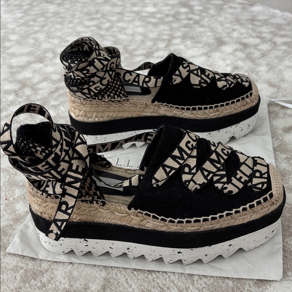 Stella McCartney Black and Tan Platform Shoes - Picture 2 of 5